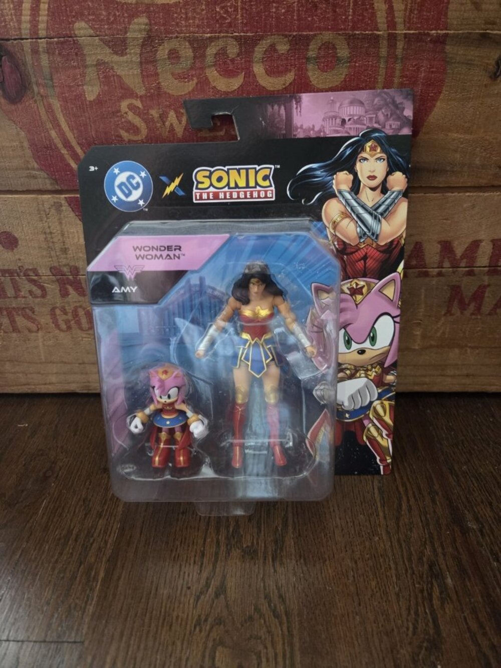 Sonic X DC Multipack Action Figures - 2.5 Inch Amy & 5 Inch Wonder Woman